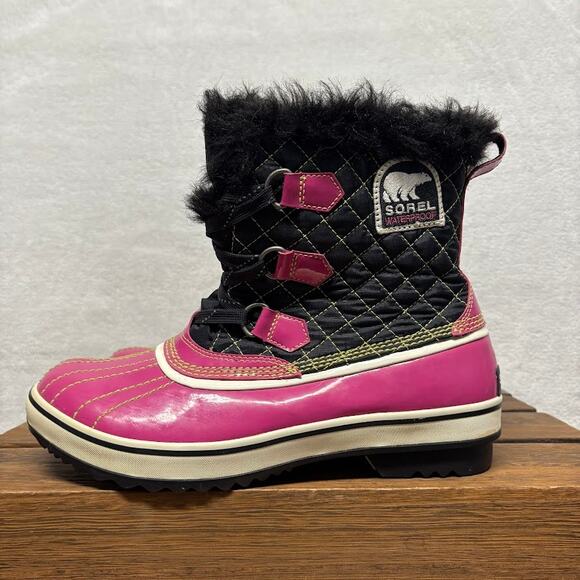 SOREL Torino Pink Patent Leather Waterproof Lace Up Snow Boots Size 10 Shearling - Picture 3 of 11